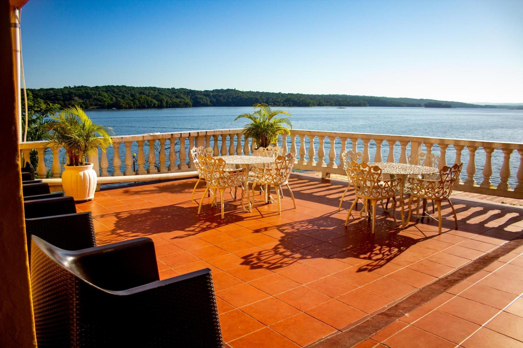 Hotel Villa Del Lago Флорес Екстер'єр фото
