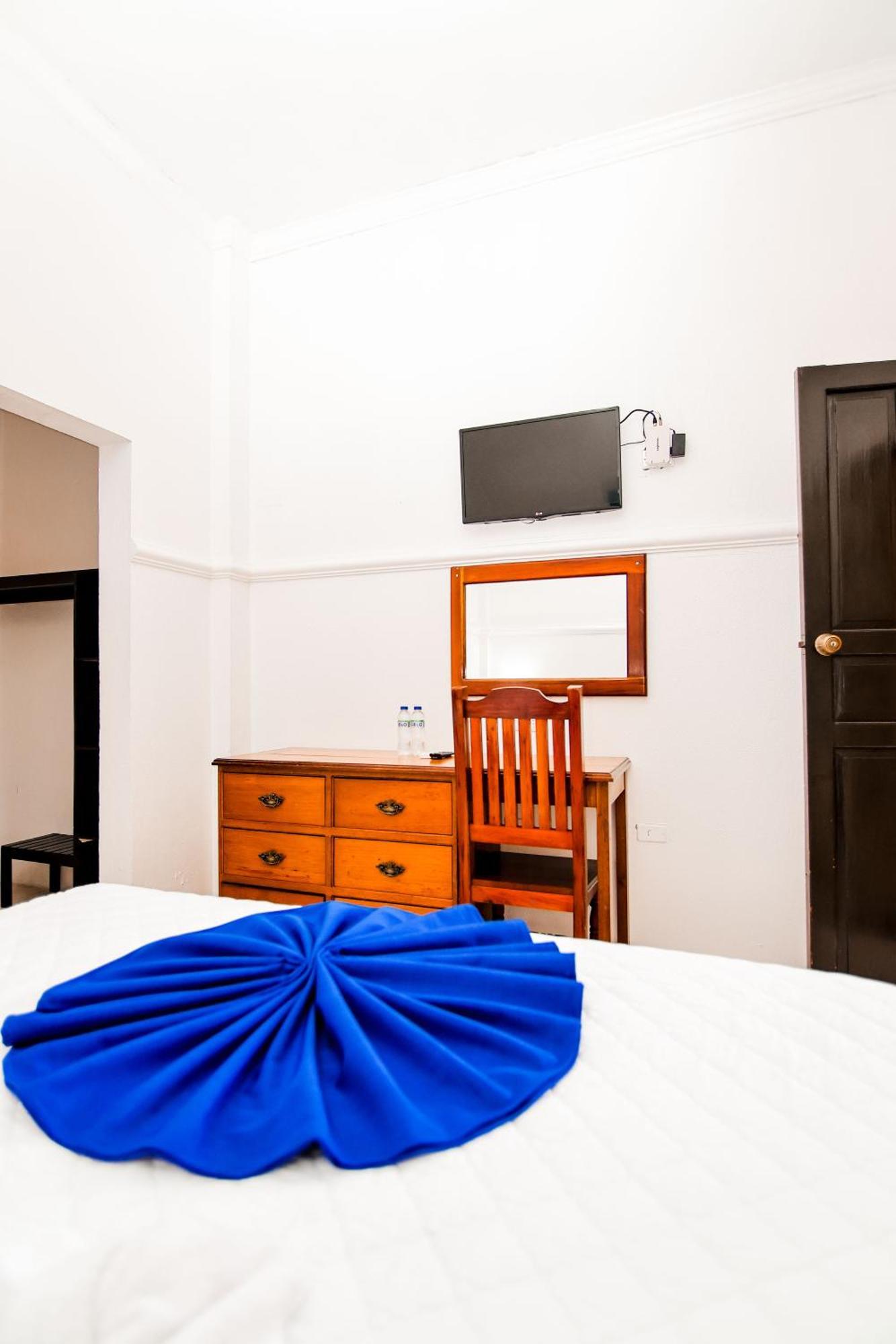 Hotel Villa Del Lago Флорес Екстер'єр фото