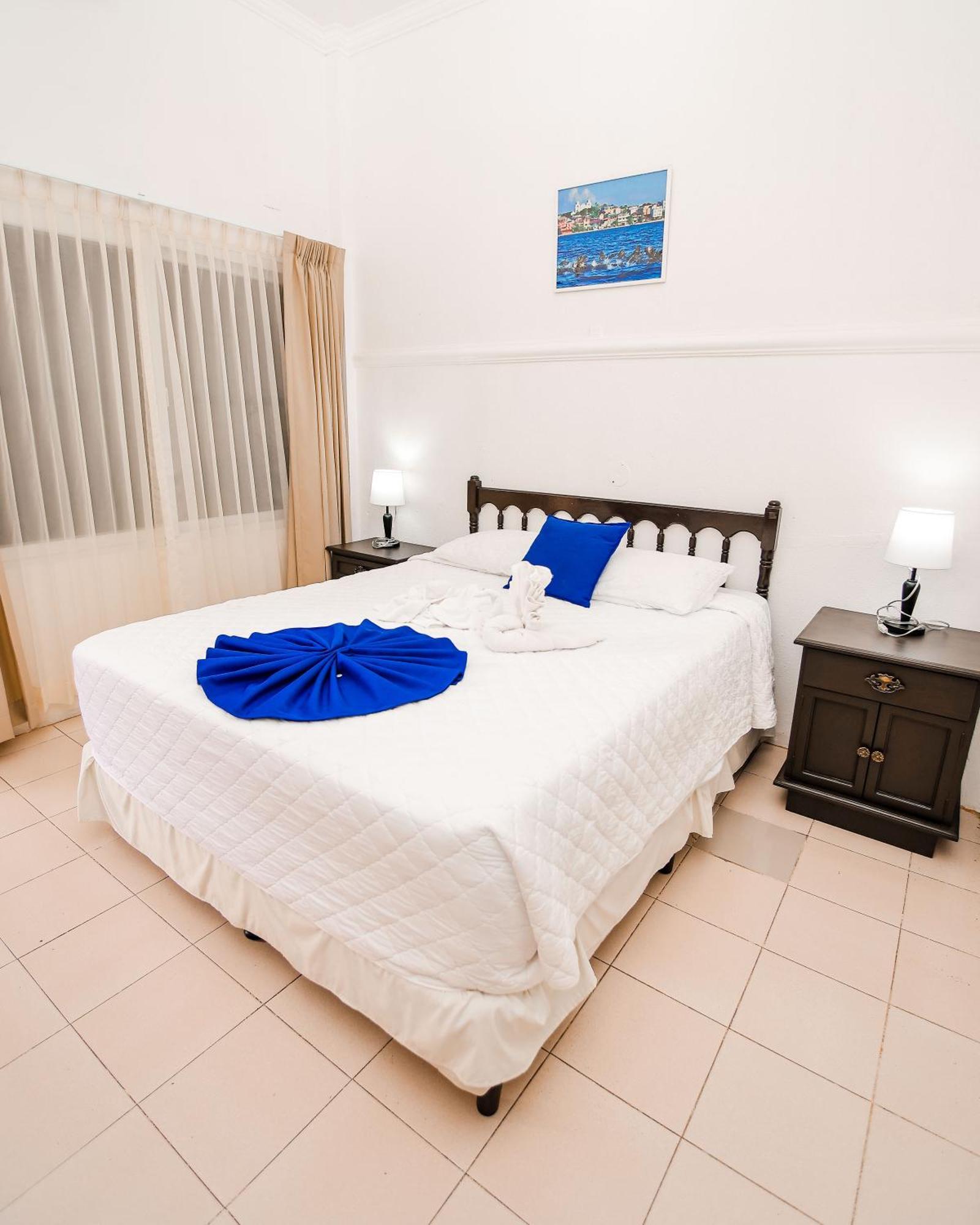 Hotel Villa Del Lago Флорес Екстер'єр фото