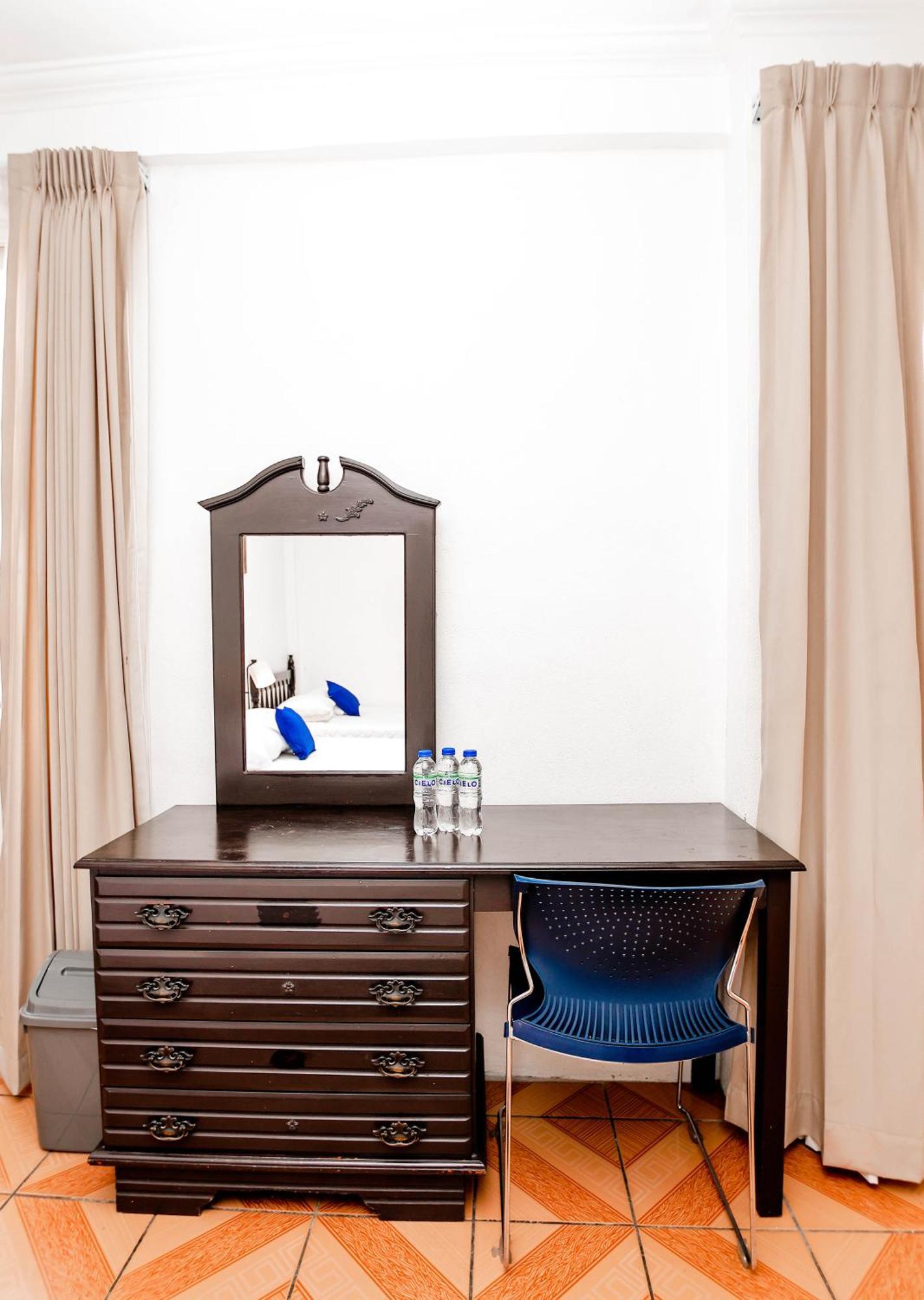Hotel Villa Del Lago Флорес Екстер'єр фото