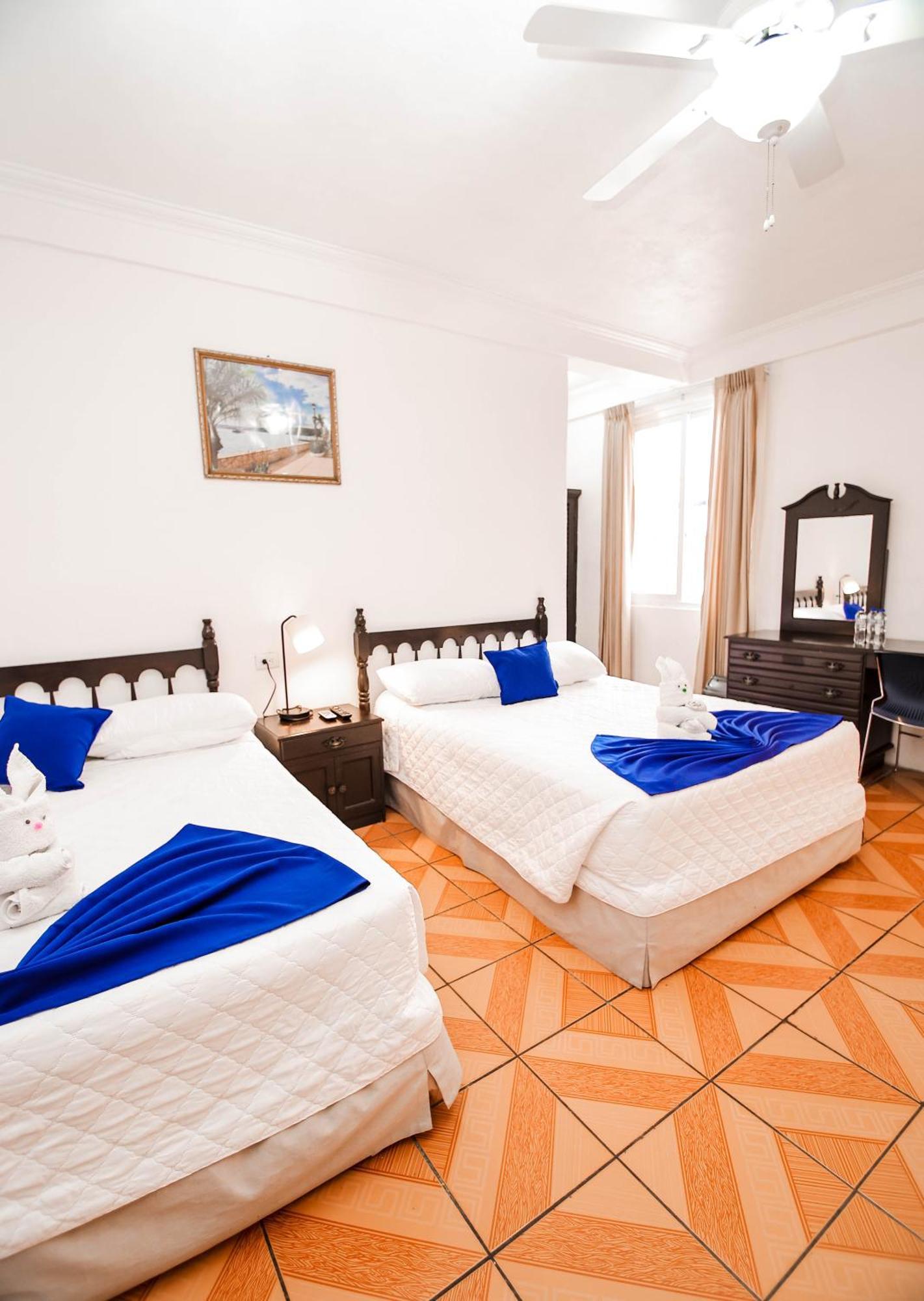 Hotel Villa Del Lago Флорес Екстер'єр фото